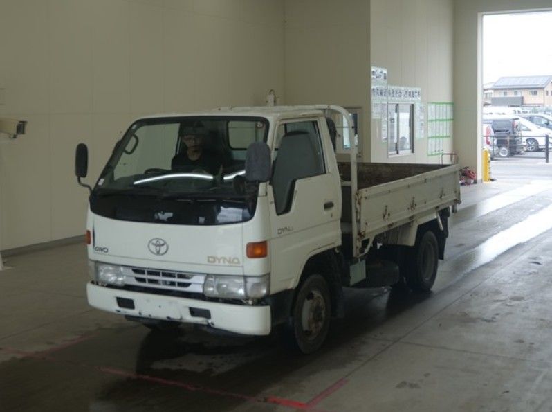 29444 TOYOTA DYNA 1996