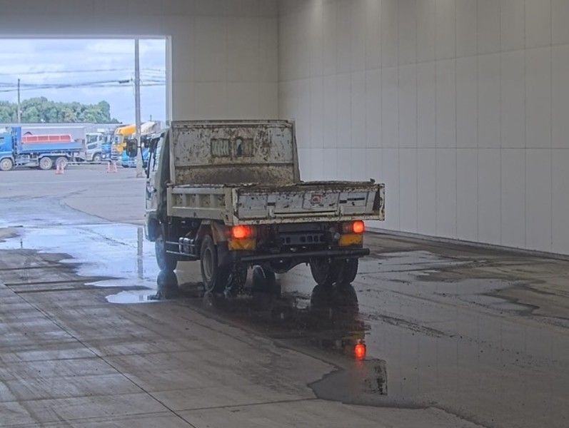  29446  HINO RANGER  2001  
