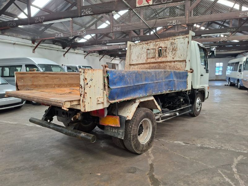  29446  HINO RANGER  2001  