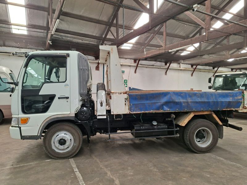  29446  HINO RANGER  2001  