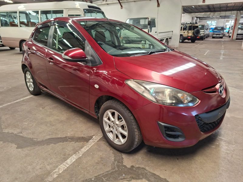  29464  MAZDA DEMIO  2011  