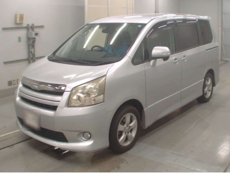  29467  TOYOTA NOAH  2007  
