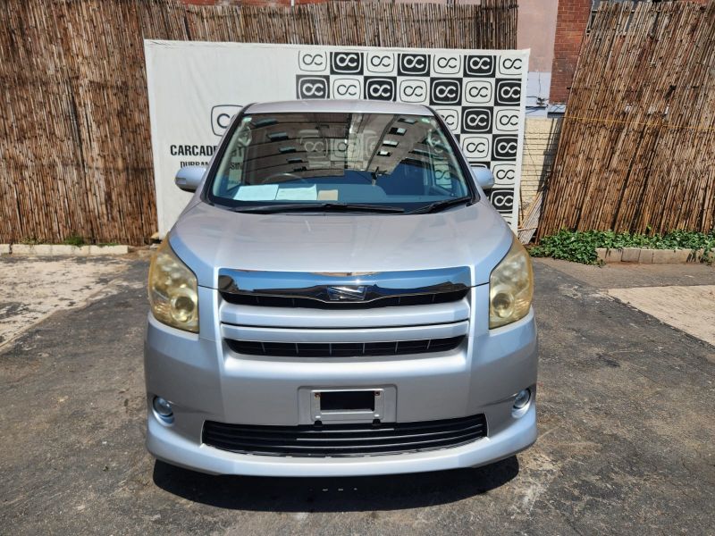  29467  TOYOTA NOAH  2007  