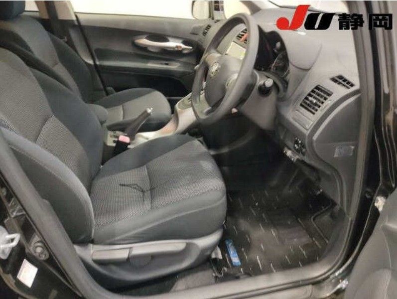  29469  TOYOTA AURIS  2011  
