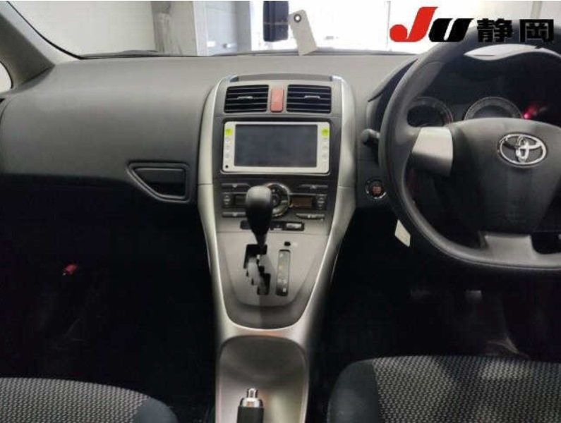 29469  TOYOTA AURIS  2011  