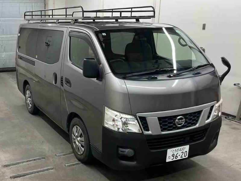  25685 TOYOTA HIACE  2006  