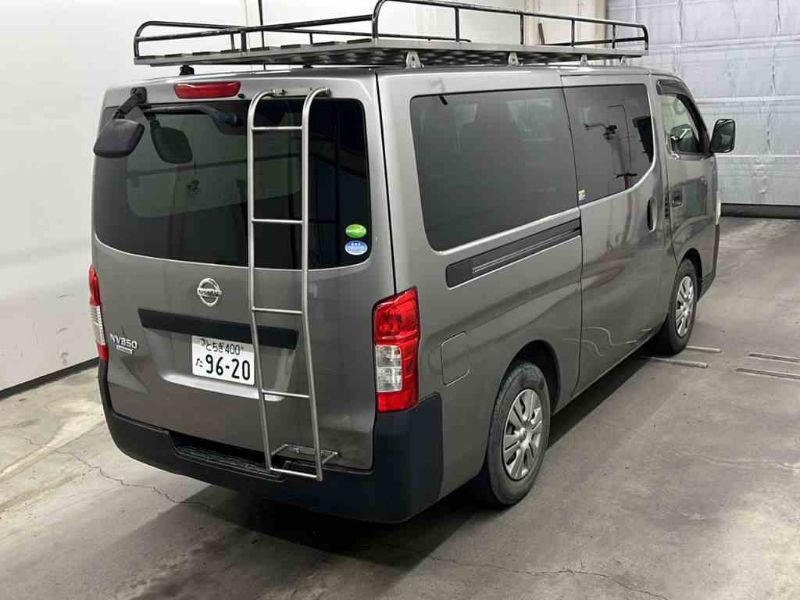  29475  NISSAN CARAVAN  2017  