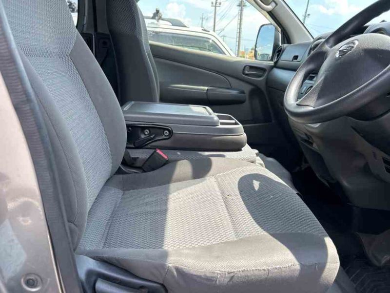  29475  NISSAN CARAVAN  2017  