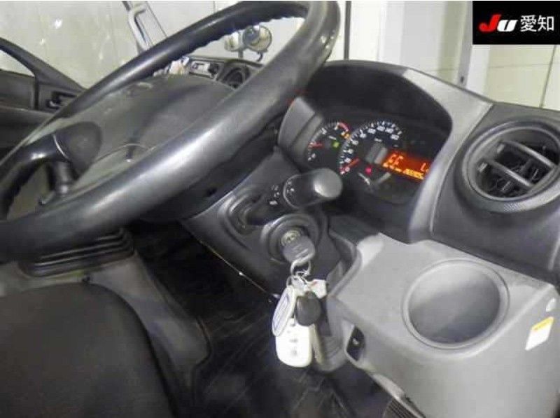  29487  HINO DUTRO  2013  