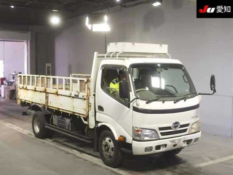  28440 HINO DUTRO  2003  