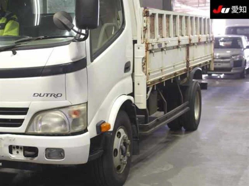  29488  HINO DUTRO  2011  