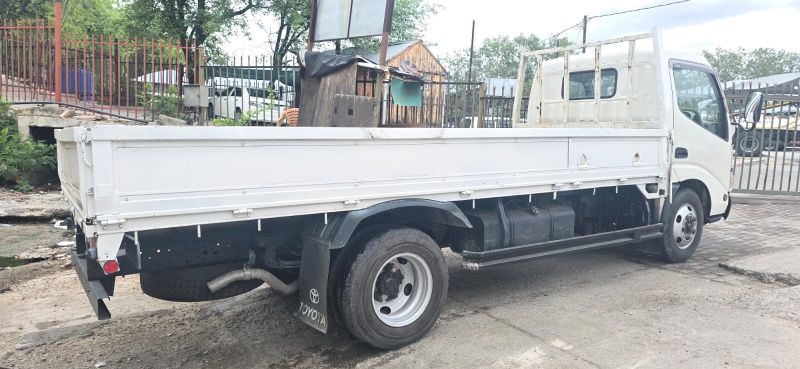  29501  TOYOTA DYNA  2004  