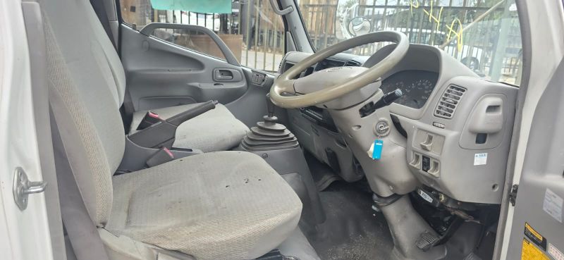  29501  TOYOTA DYNA  2004  