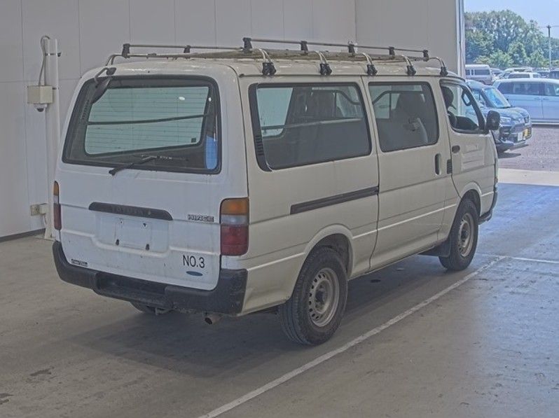  29503  TOYOTA HIACE  2001  