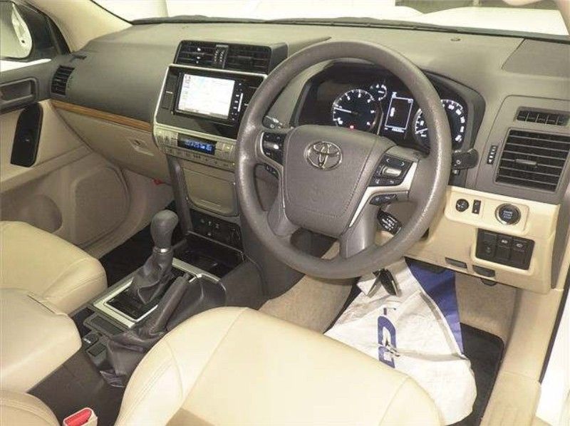  29507  TOYOTA LANDCRUISER PRADO  2019  