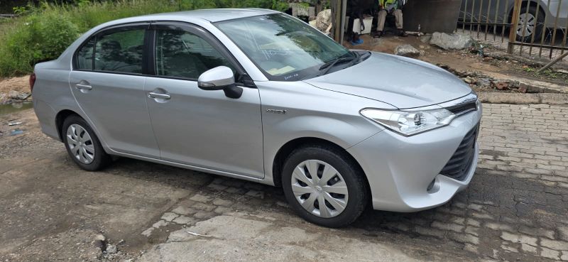  29520  TOYOTA COROLLA AXIO  2016  