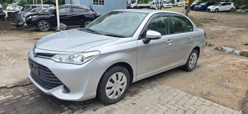  29520  TOYOTA COROLLA AXIO  2016 
