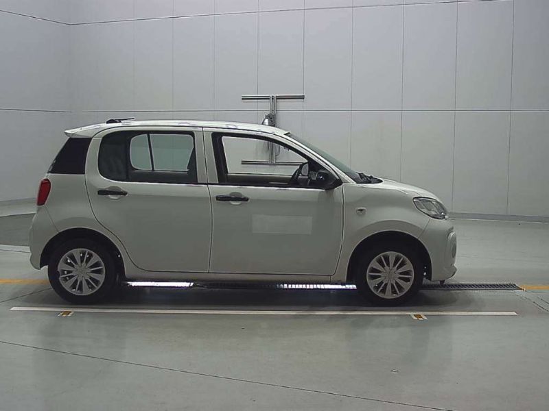  29524  TOYOTA PASSO  2018  