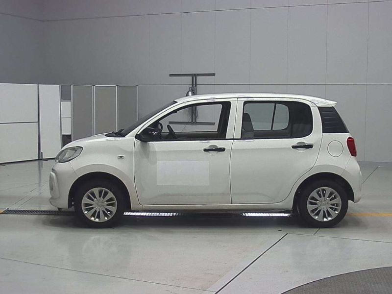  29524  TOYOTA PASSO  2018  