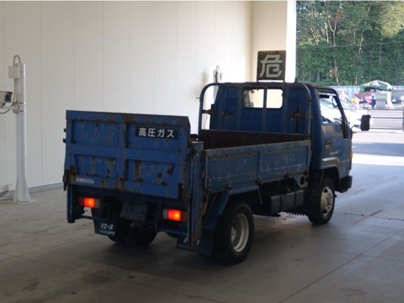  29535  TOYOTA DYNA  1990  
