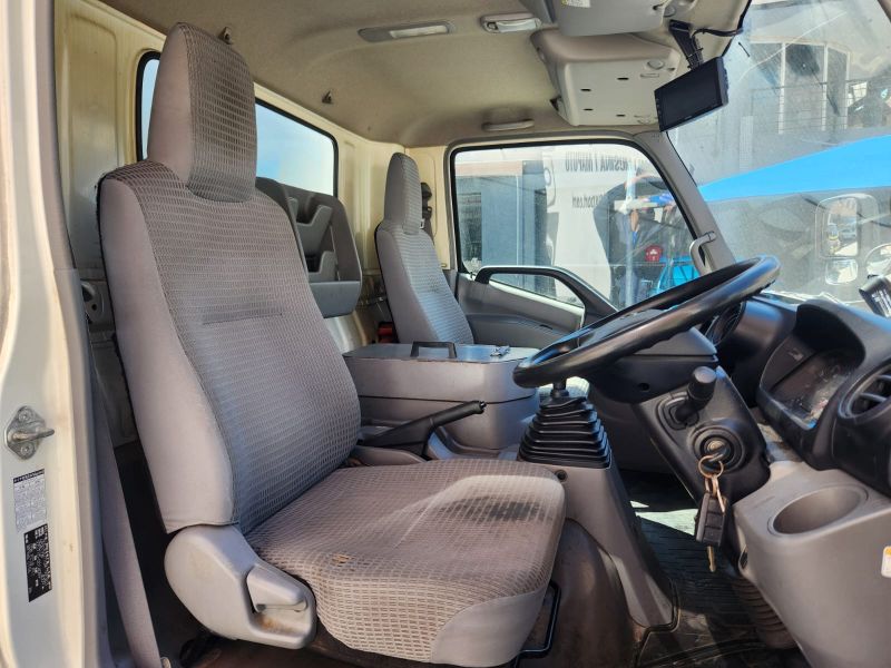 29537  HINO DUTRO  2015