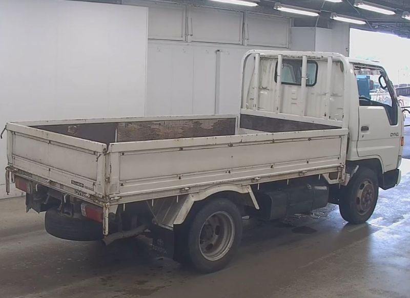  29550  TOYOTA DYNA  1998  