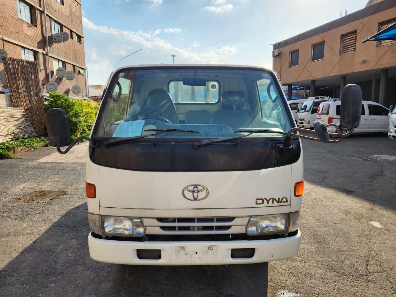  29550  TOYOTA DYNA  1998 