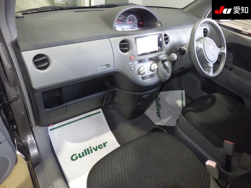  29555  TOYOTA SIENTA  2009  