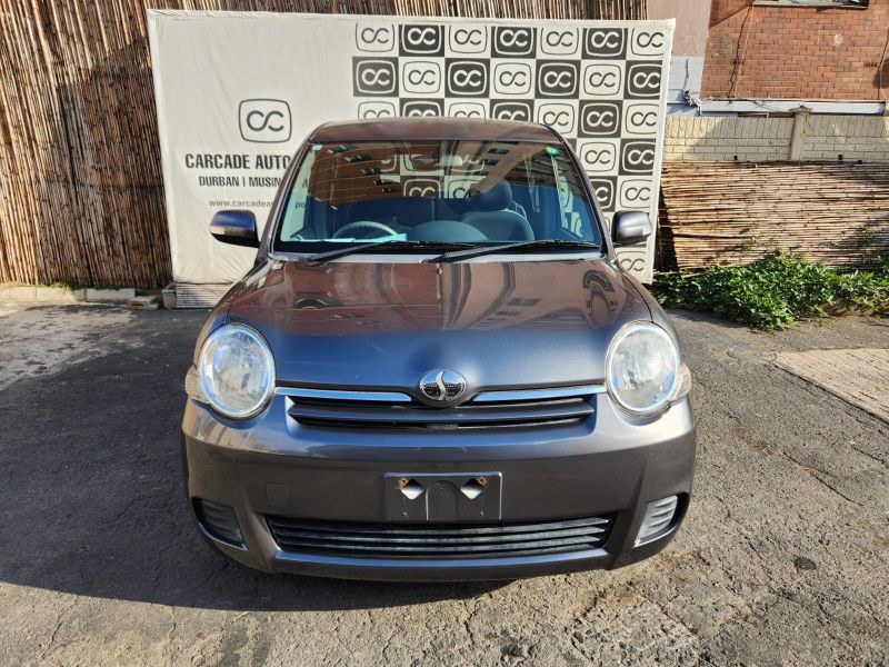  29555  TOYOTA SIENTA  2009 
