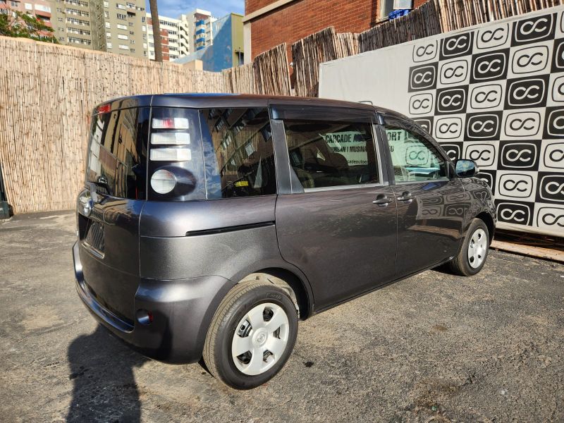  29555  TOYOTA SIENTA  2009  