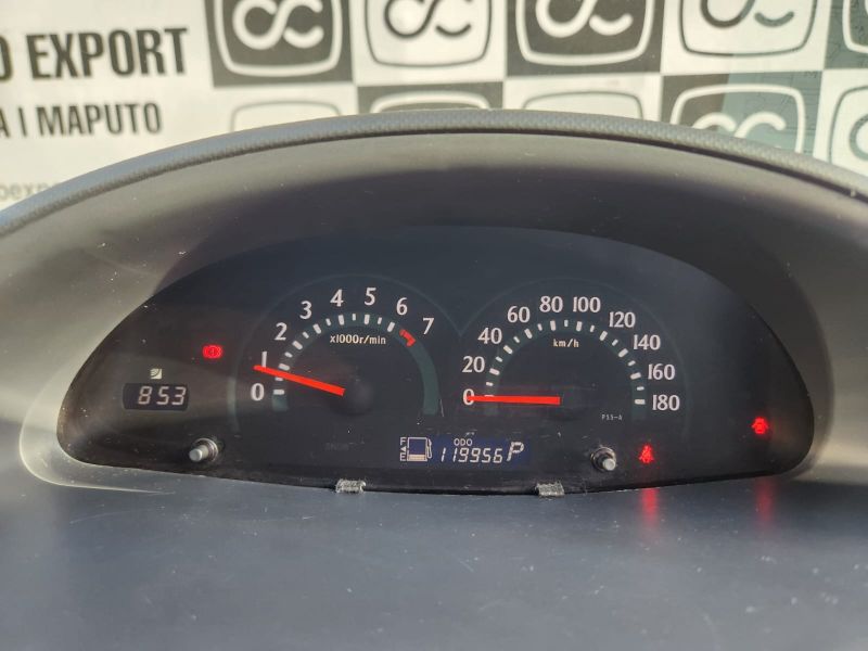  29555  TOYOTA SIENTA  2009  