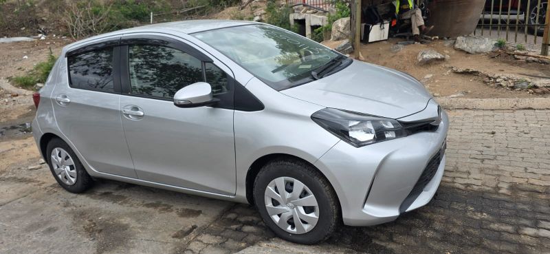  29556  TOYOTA VITZ  2016  