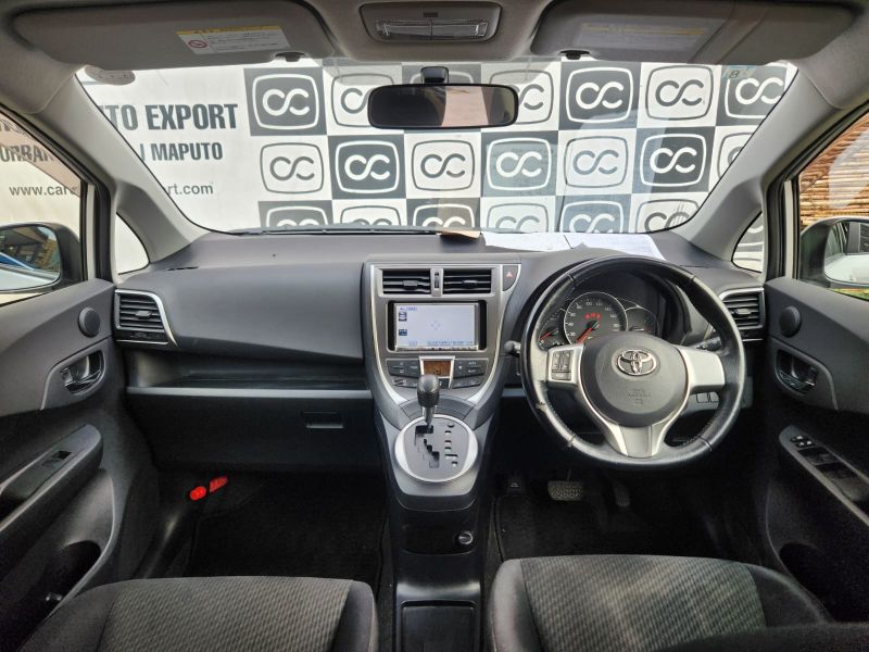  29563  TOYOTA RACTIS  2012  