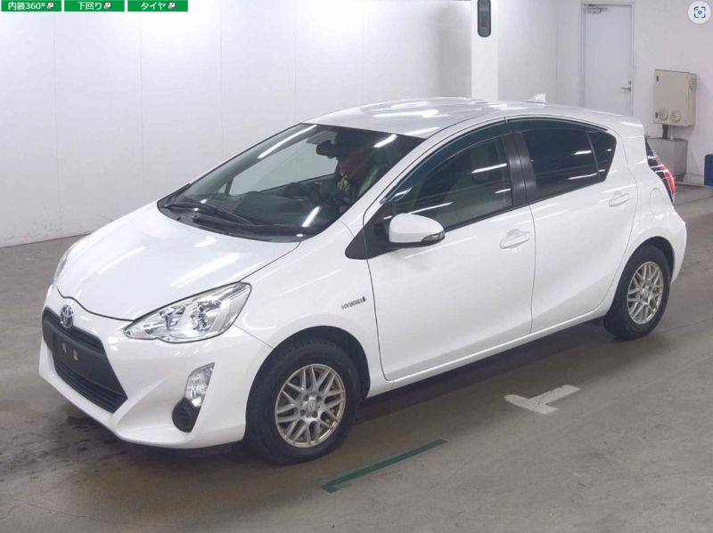  29565  TOYOTA AQUA  2016  