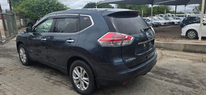  29567  NISSAN X-TRAIL  2016  