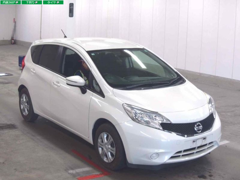  27910 TOYOTA AURIS  2011  