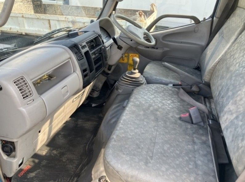  29574  TOYOTA TOYOACE  2005  