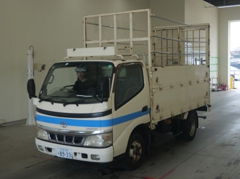  25402 HINO DUTRO  2001  