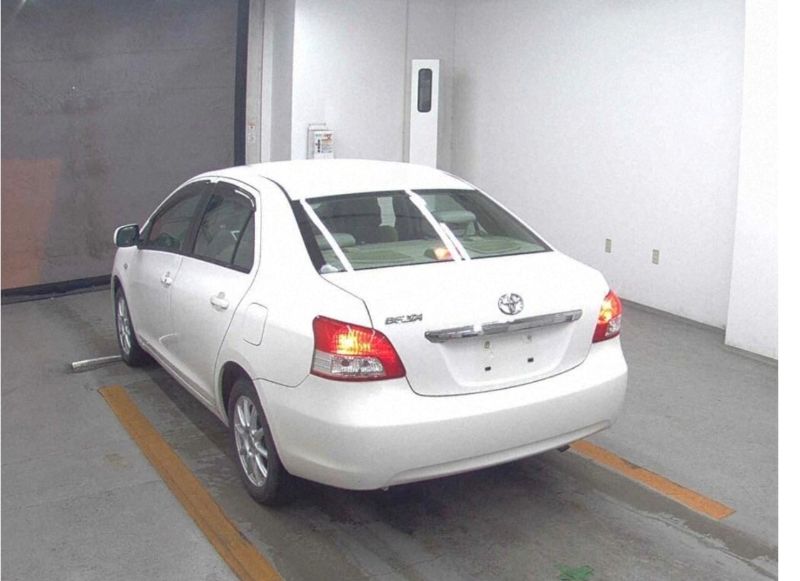  29581  TOYOTA BELTA  2006  