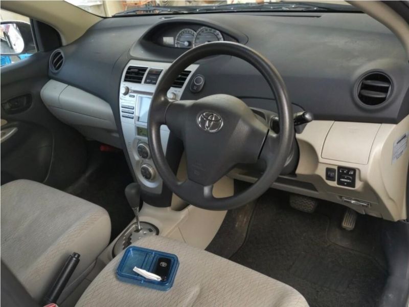  29581  TOYOTA BELTA  2006  