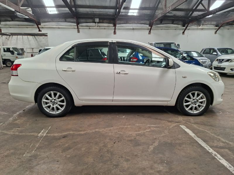  29581  TOYOTA BELTA  2006  