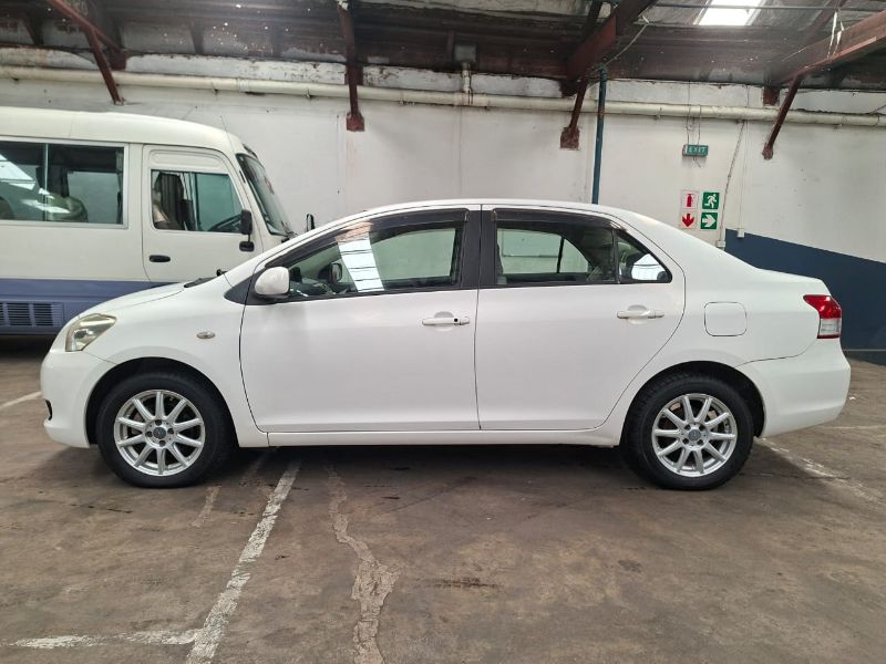  29581  TOYOTA BELTA  2006  