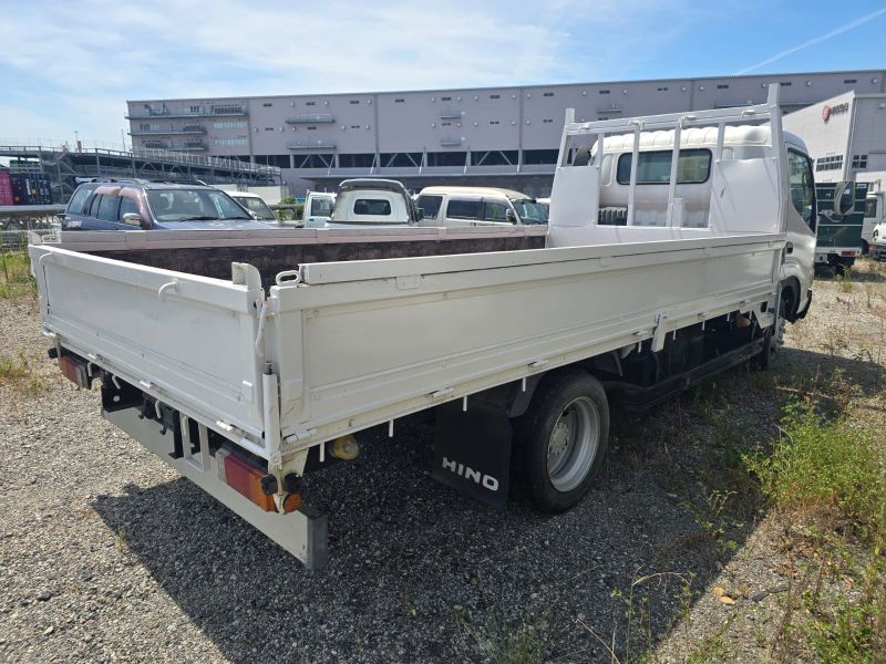  29585  HINO DUTRO  TBA  