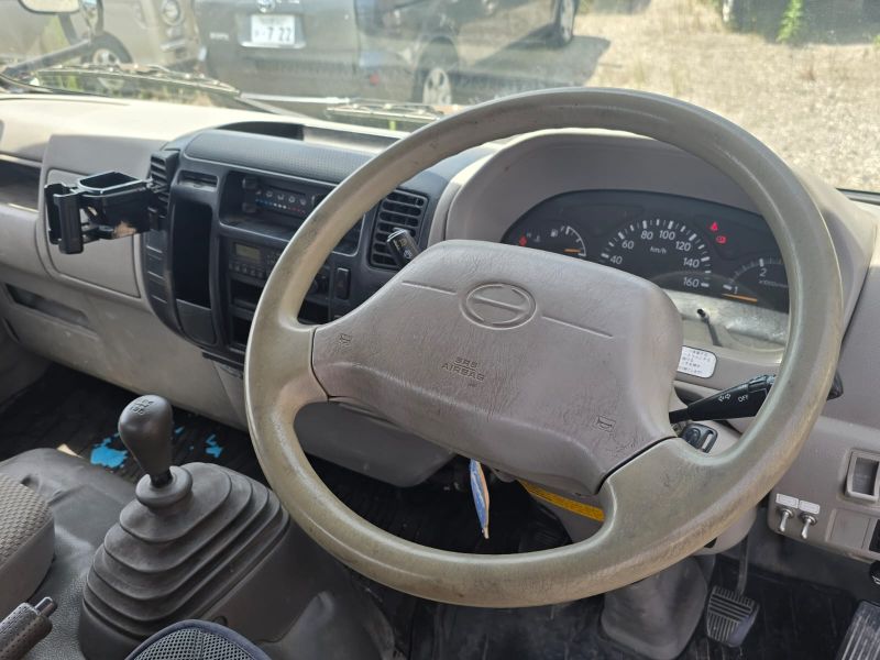  29585  HINO DUTRO  TBA  