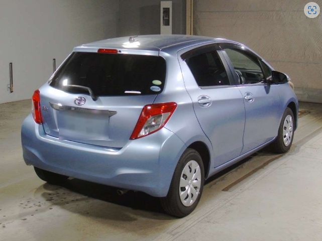  29596  TOYOTA VITZ  2013  
