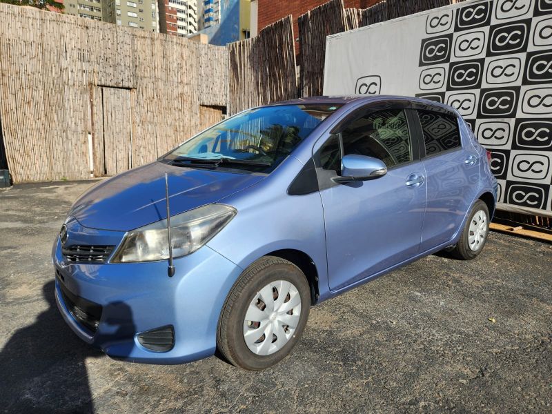  29596  TOYOTA VITZ  2013  