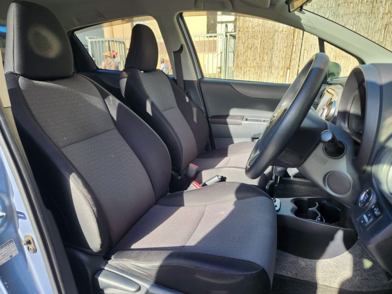  29596  TOYOTA VITZ  2013  