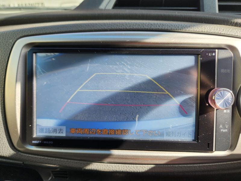  29596  TOYOTA VITZ  2013  