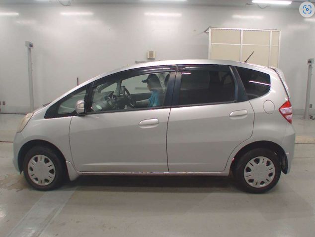  29598  HONDA FIT  2010  