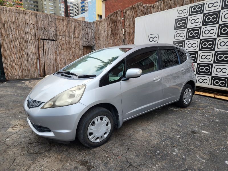  29598  HONDA FIT  2010  